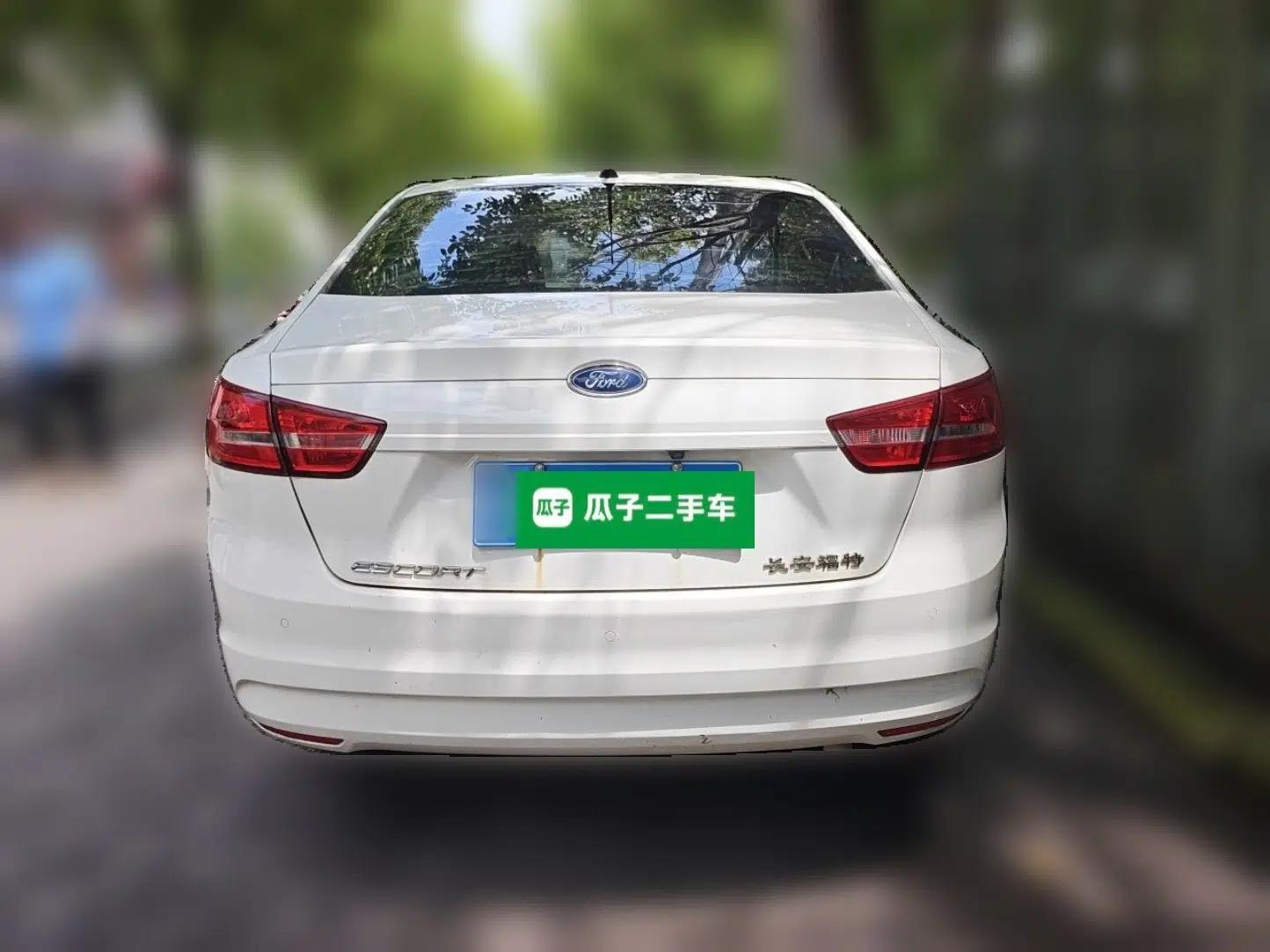 Ford Escort 2017 Revised Version 1.5L Automatic Comfort Edition — миниатюра 5