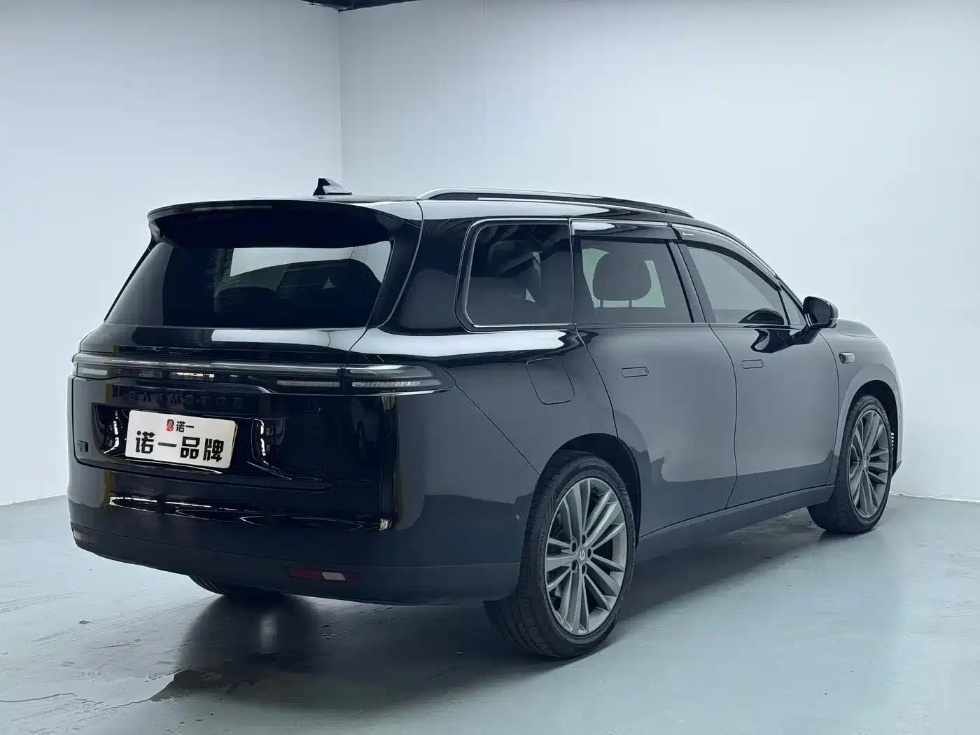 Leapmotor C16 2024 Range Extended 200 Premium Edition — миниатюра 6