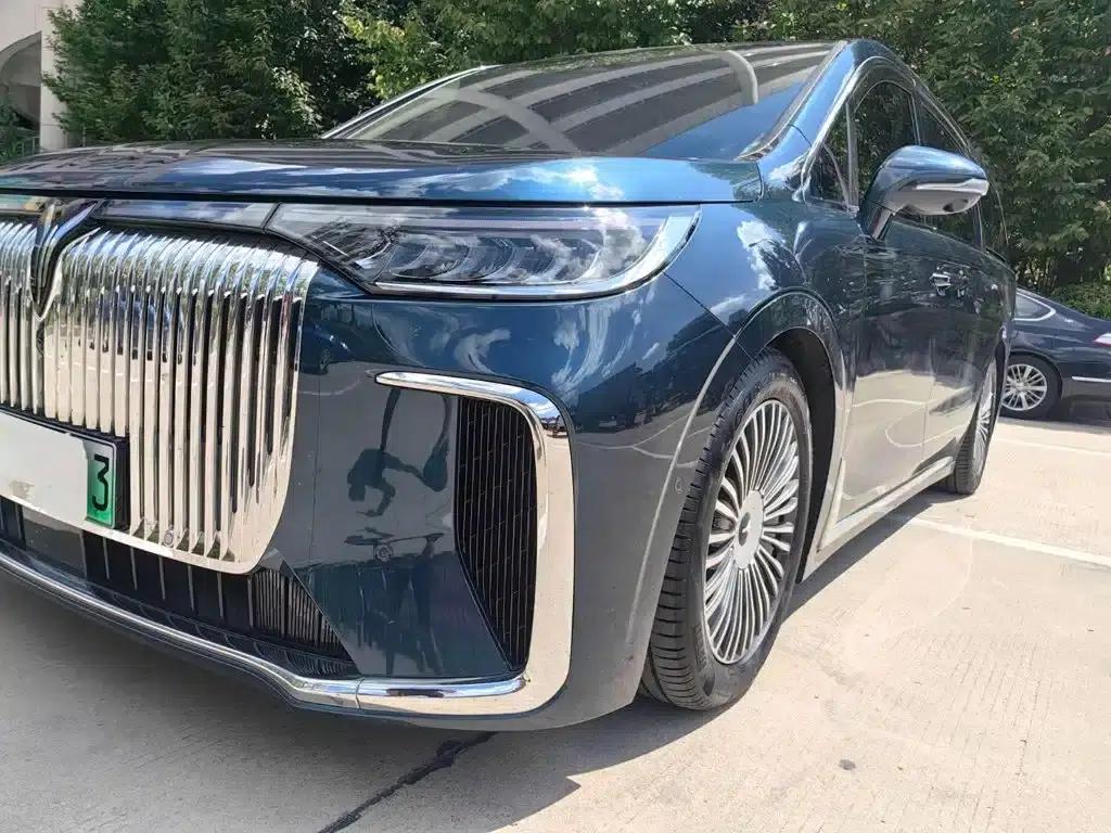 Voyah Dreamer 2025 PHEV AWD Flagship Kunpeng Edition — миниатюра 4