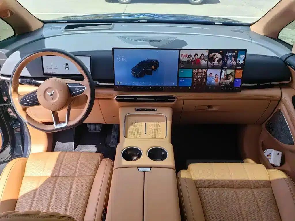 Voyah Dreamer 2025 PHEV AWD Flagship Kunpeng Edition — миниатюра 7