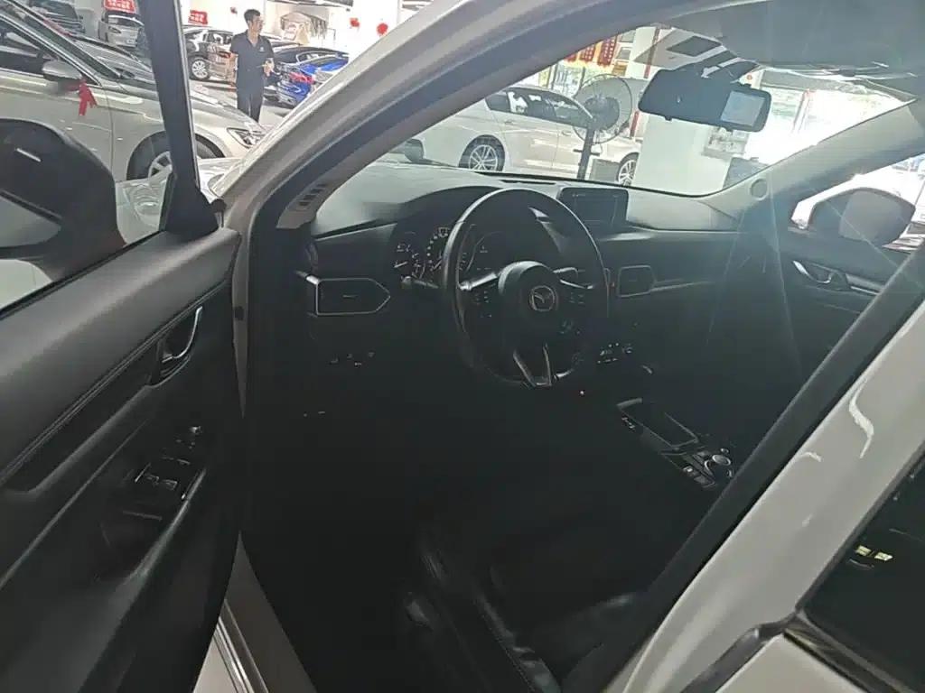 Mazda CX-5 2020 Facelift 2.0L Automatic 2WD Supreme Edition — миниатюра 16