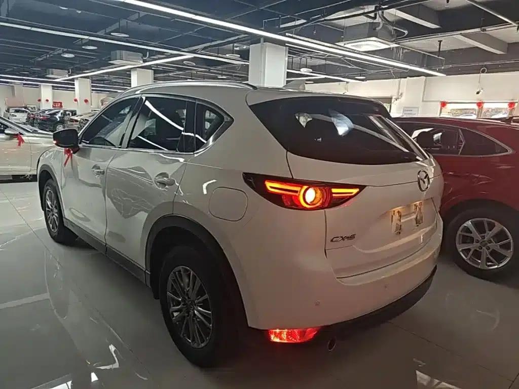 Mazda CX-5 2020 Facelift 2.0L Automatic 2WD Supreme Edition — миниатюра 5
