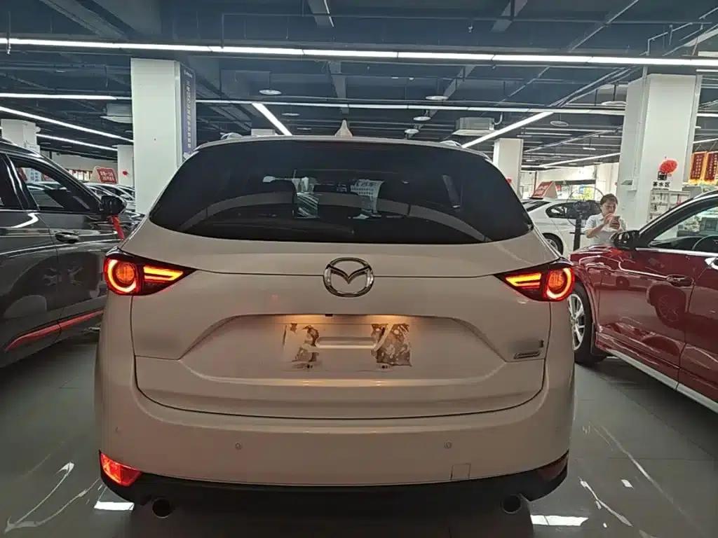 Mazda CX-5 2020 Facelift 2.0L Automatic 2WD Supreme Edition — миниатюра 6
