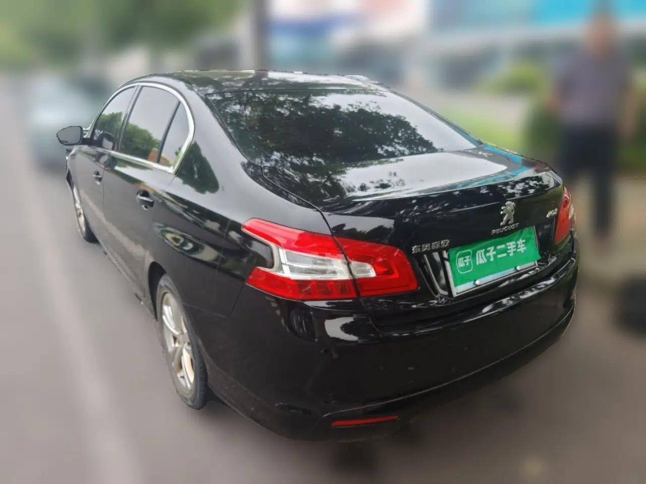Peugeot 408 2014 1.8L Manual Leading Edition — миниатюра 4