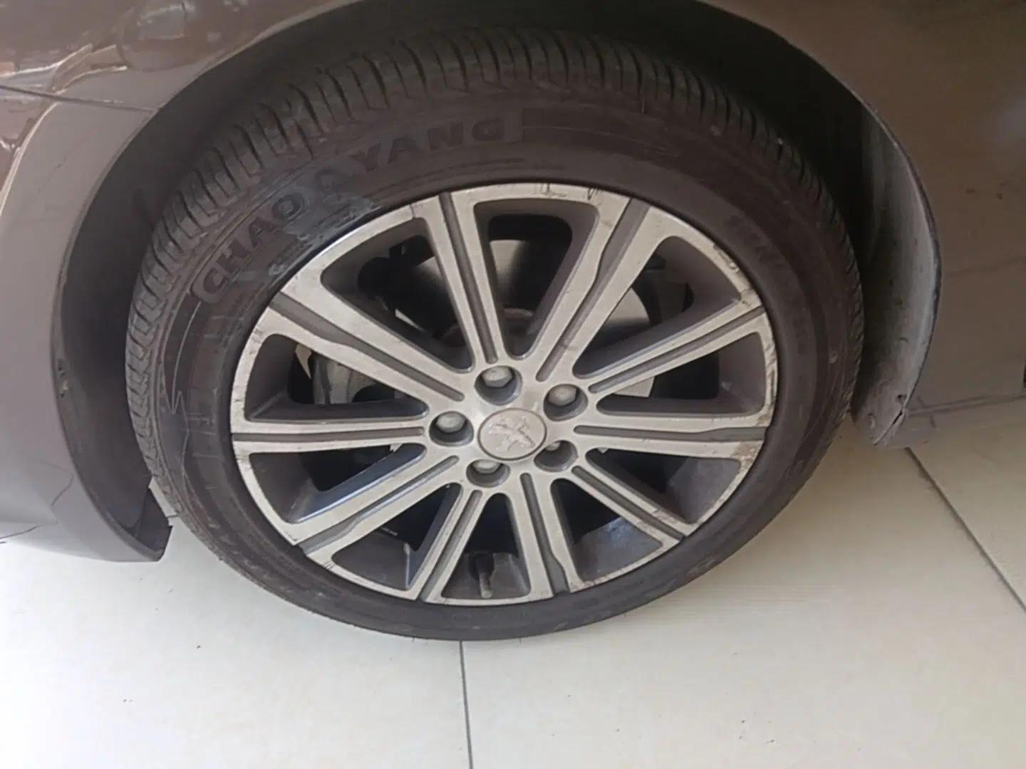 Peugeot 408 2014 1.6T Automatic Prestige Edition — миниатюра 10