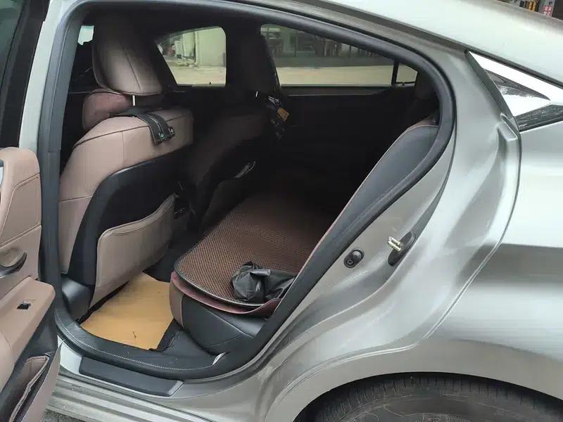 Lexus ES 2025 200 Premium Edition — миниатюра 12