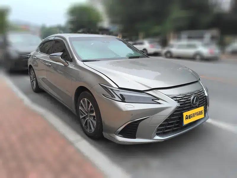 Lexus ES 2025 200 Premium Edition — миниатюра 3