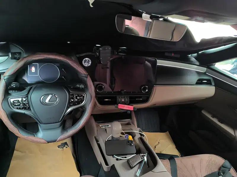Lexus ES 2025 200 Premium Edition — миниатюра 5