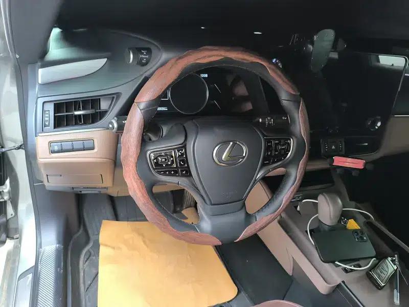 Lexus ES 2025 200 Premium Edition — миниатюра 7