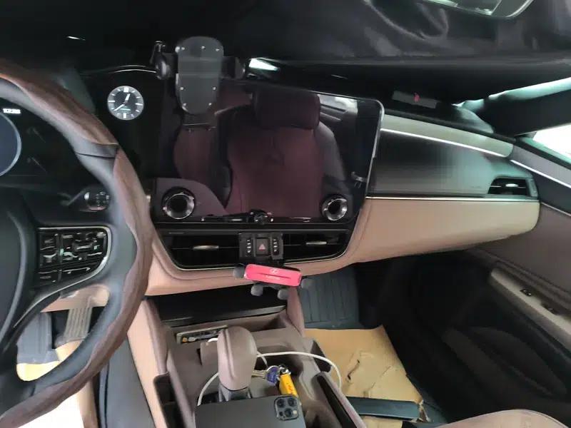 Lexus ES 2025 200 Premium Edition — миниатюра 8