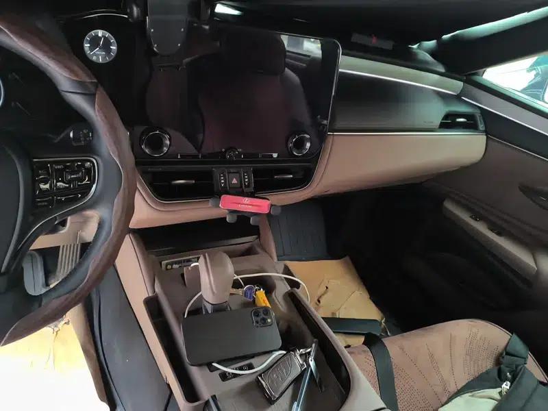 Lexus ES 2025 200 Premium Edition — миниатюра 9