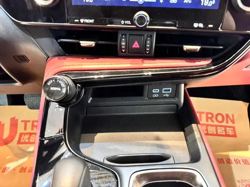 Lexus NX 2022 350h FWD Elite Edition — миниатюра 11