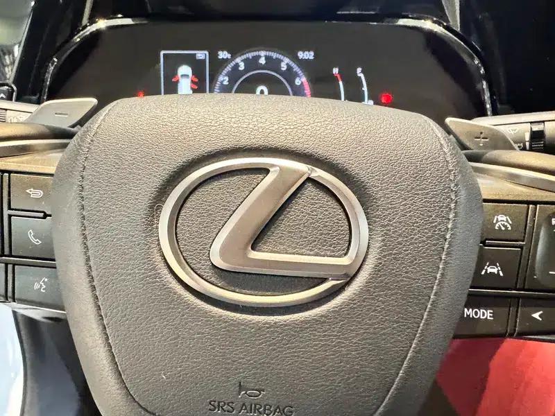 Lexus NX 2022 350h FWD Elite Edition — миниатюра 9