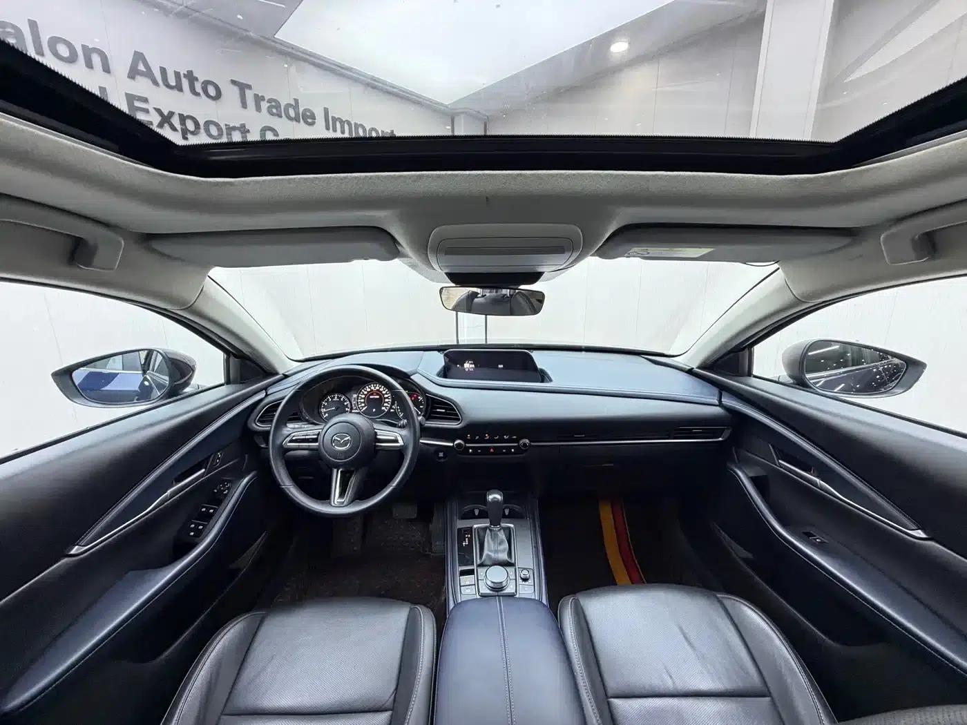 Mazda CX-30 2021 2.0L Automatic Comfort Edition — миниатюра 17