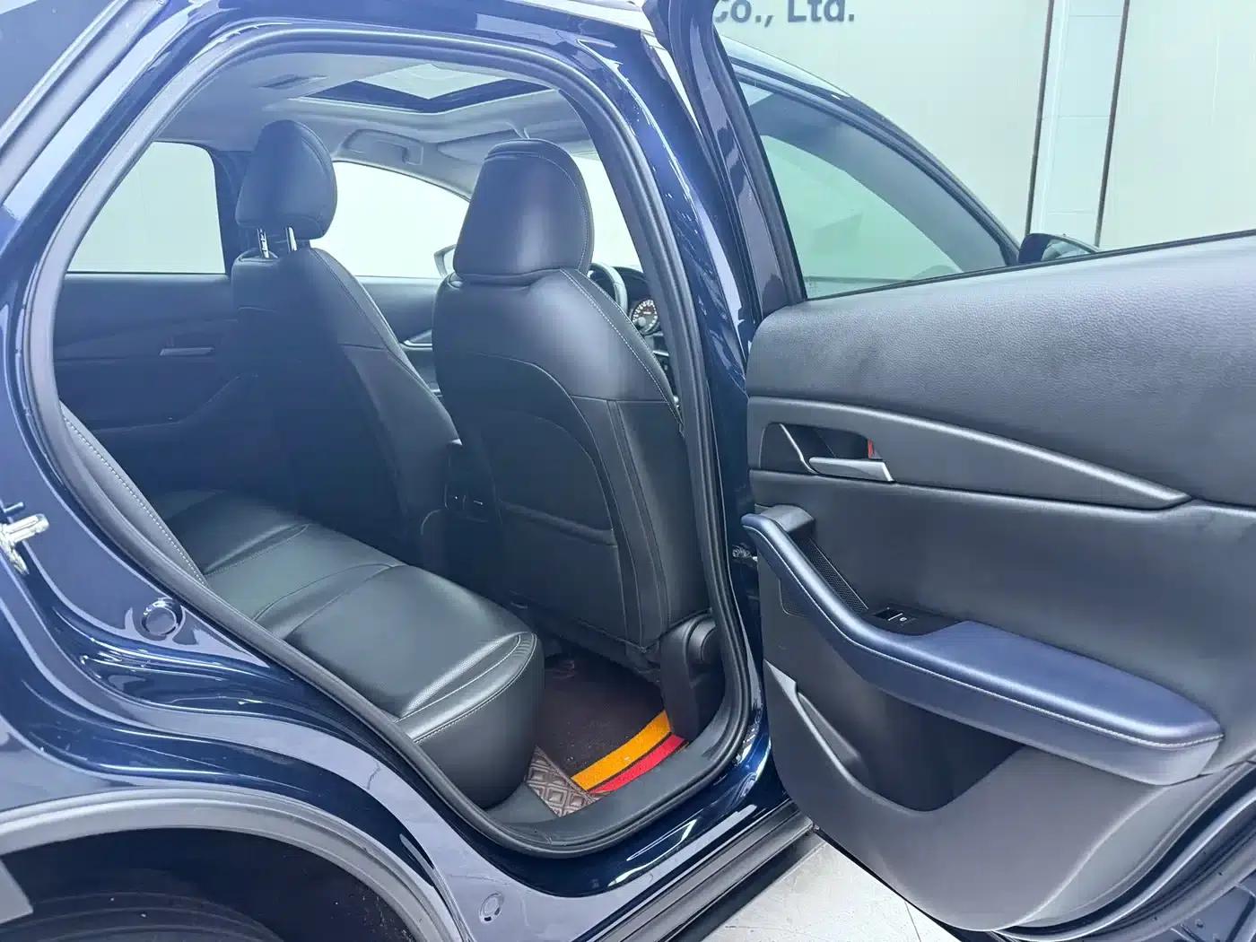 Mazda CX-30 2021 2.0L Automatic Comfort Edition — миниатюра 20