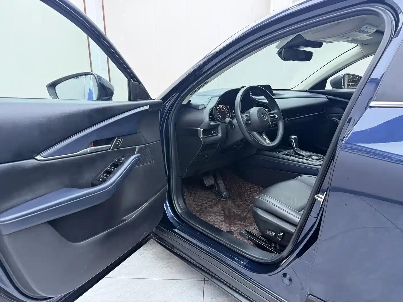 Mazda CX-30 2021 2.0L Automatic Comfort Edition — миниатюра 7
