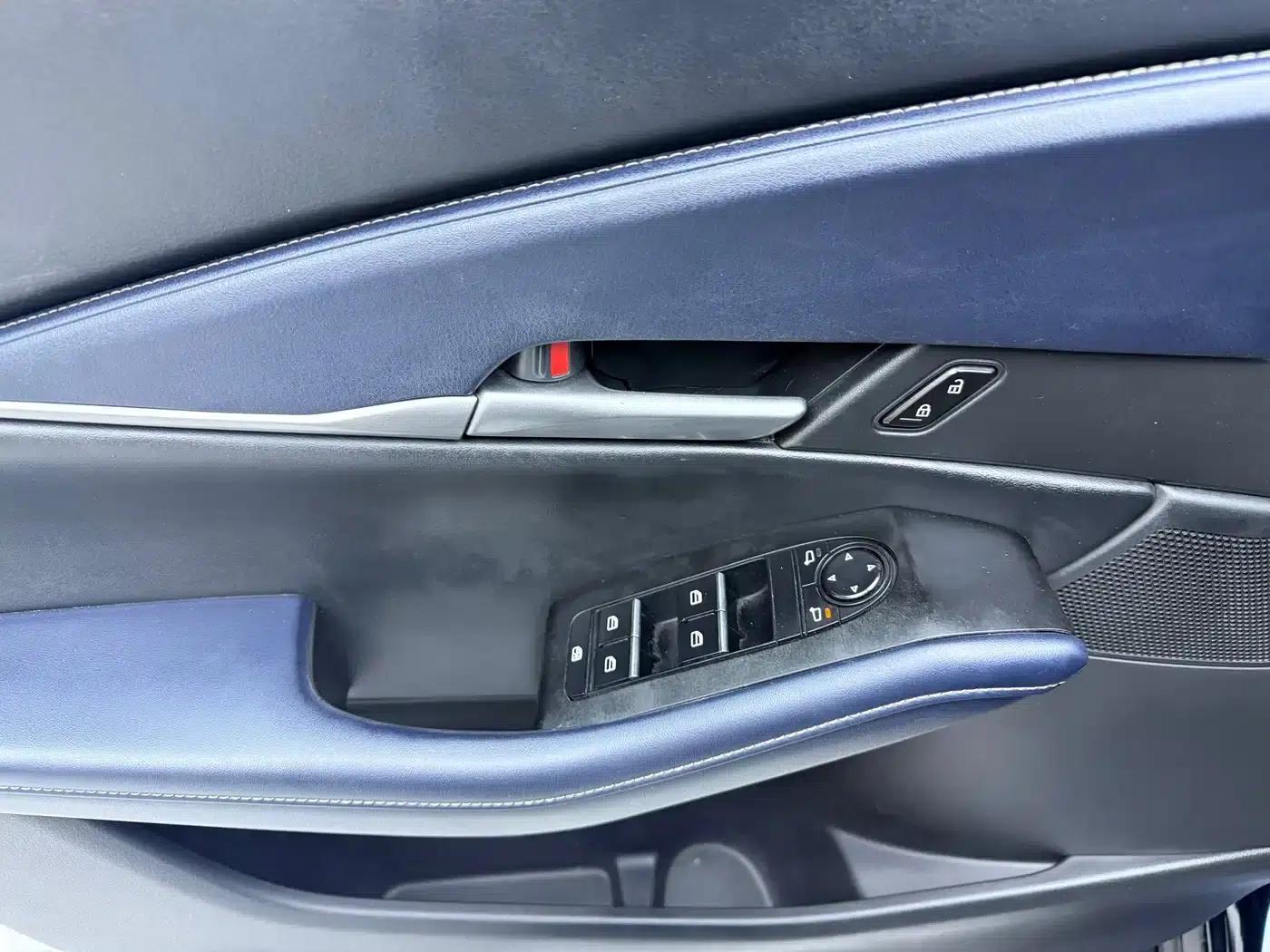 Mazda CX-30 2021 2.0L Automatic Comfort Edition — миниатюра 8