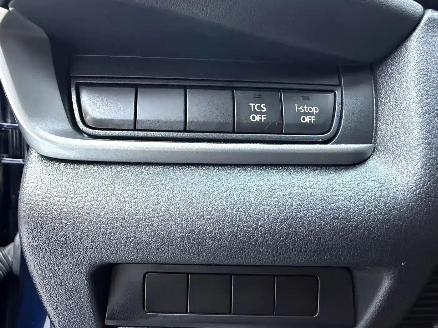 Mazda CX-30 2021 2.0L Automatic Comfort Edition — миниатюра 9