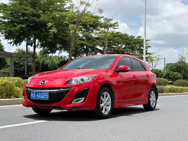 Mazda3 Axela 2012 Hatchback 2.0L Automatic Luxury
