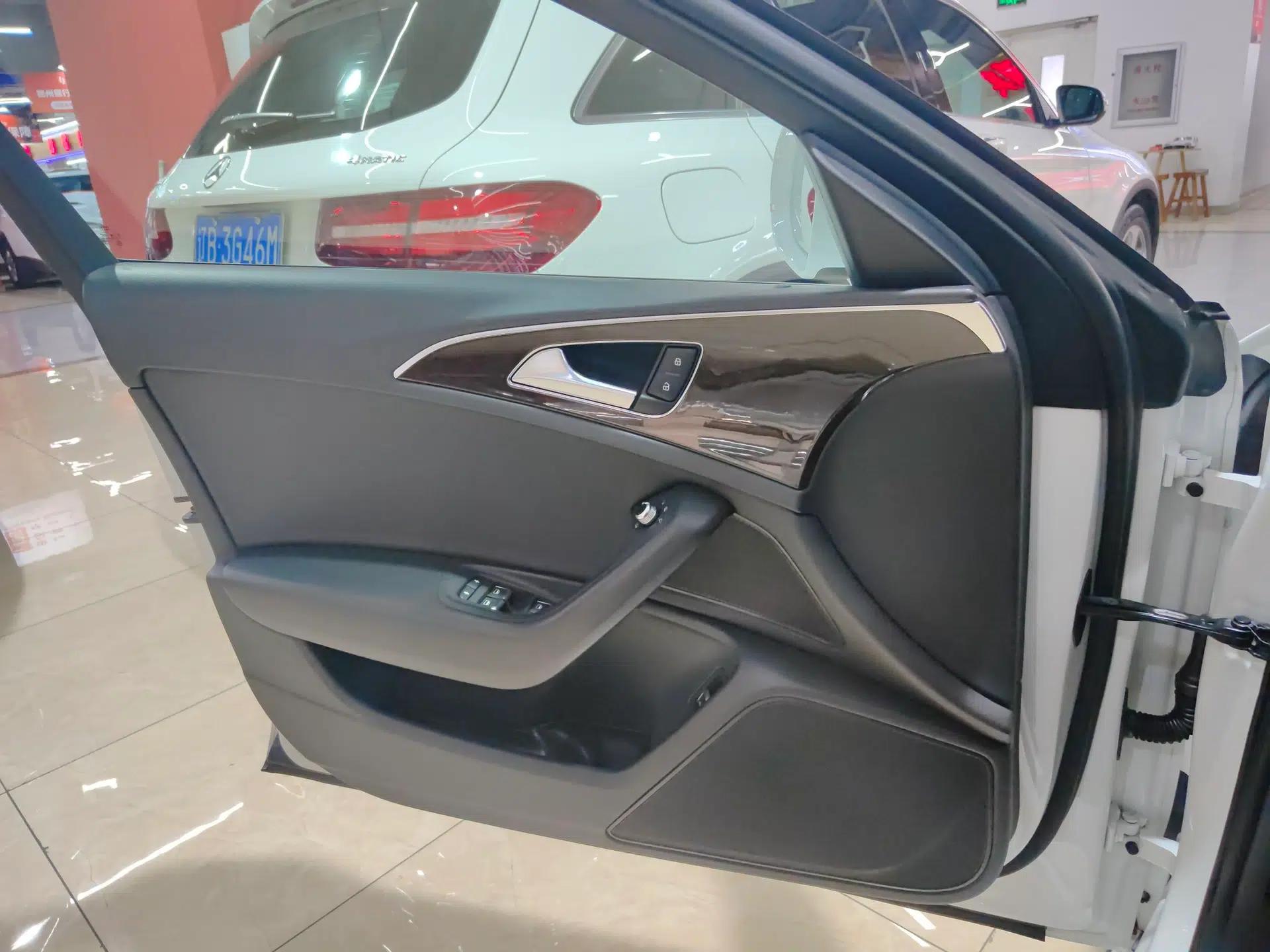 Audi A6L 2017 TFSI Comfort Model — миниатюра 24