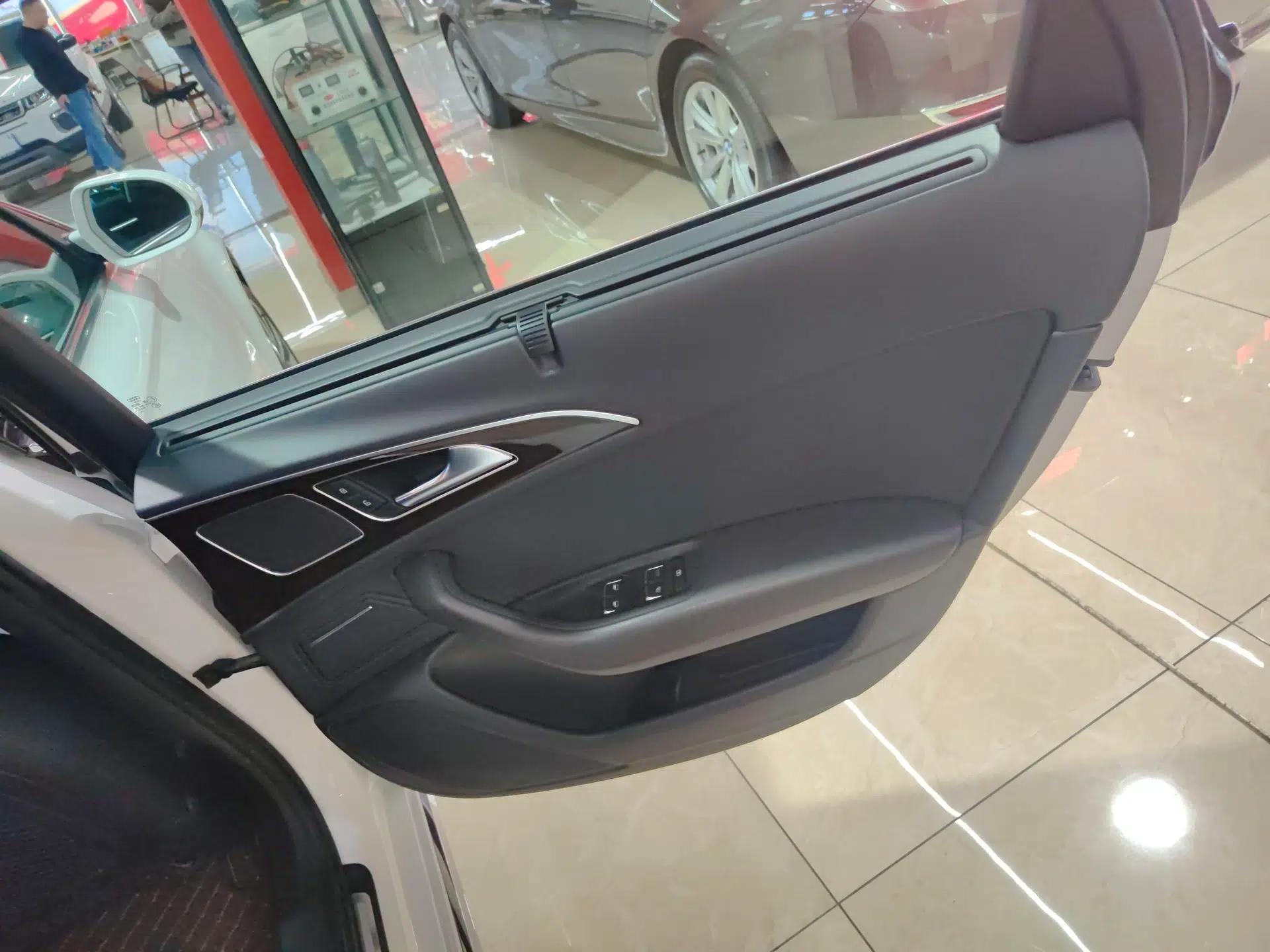 Audi A6L 2017 TFSI Comfort Model — миниатюра 28
