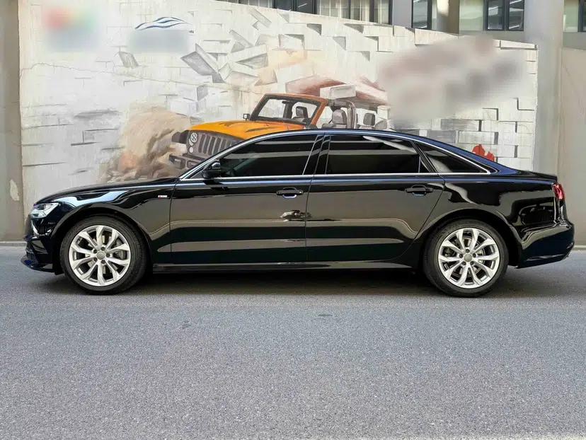 Audi A6L 2018 30th Anniversary Edition 35 TFSI Fashion Model — миниатюра 4