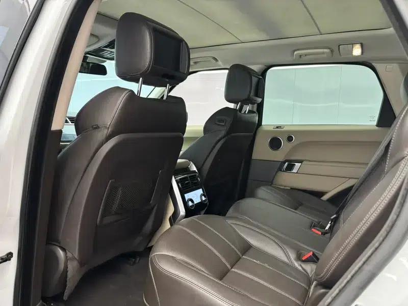 Range Rover Sport 2015 3.0 SDV6 HSE — миниатюра 14