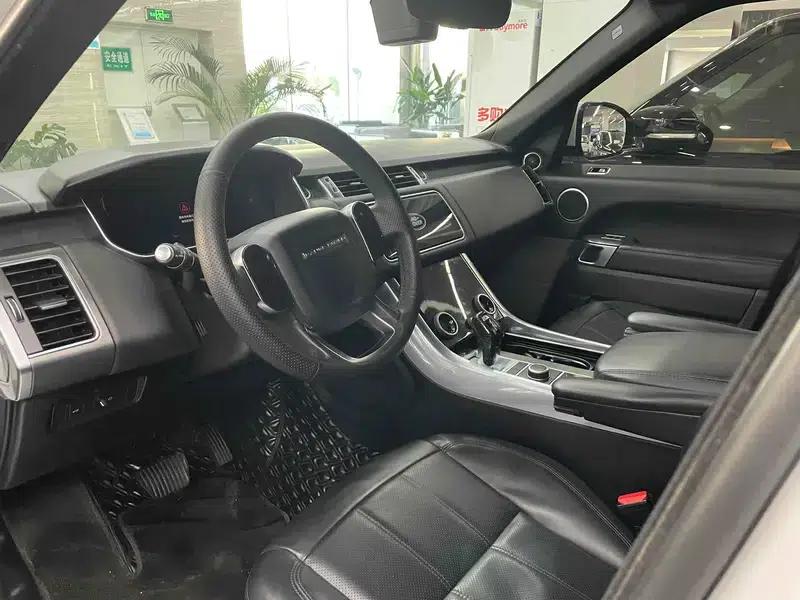 Range Rover Sport 2020 3.0 L6 SE — миниатюра 12
