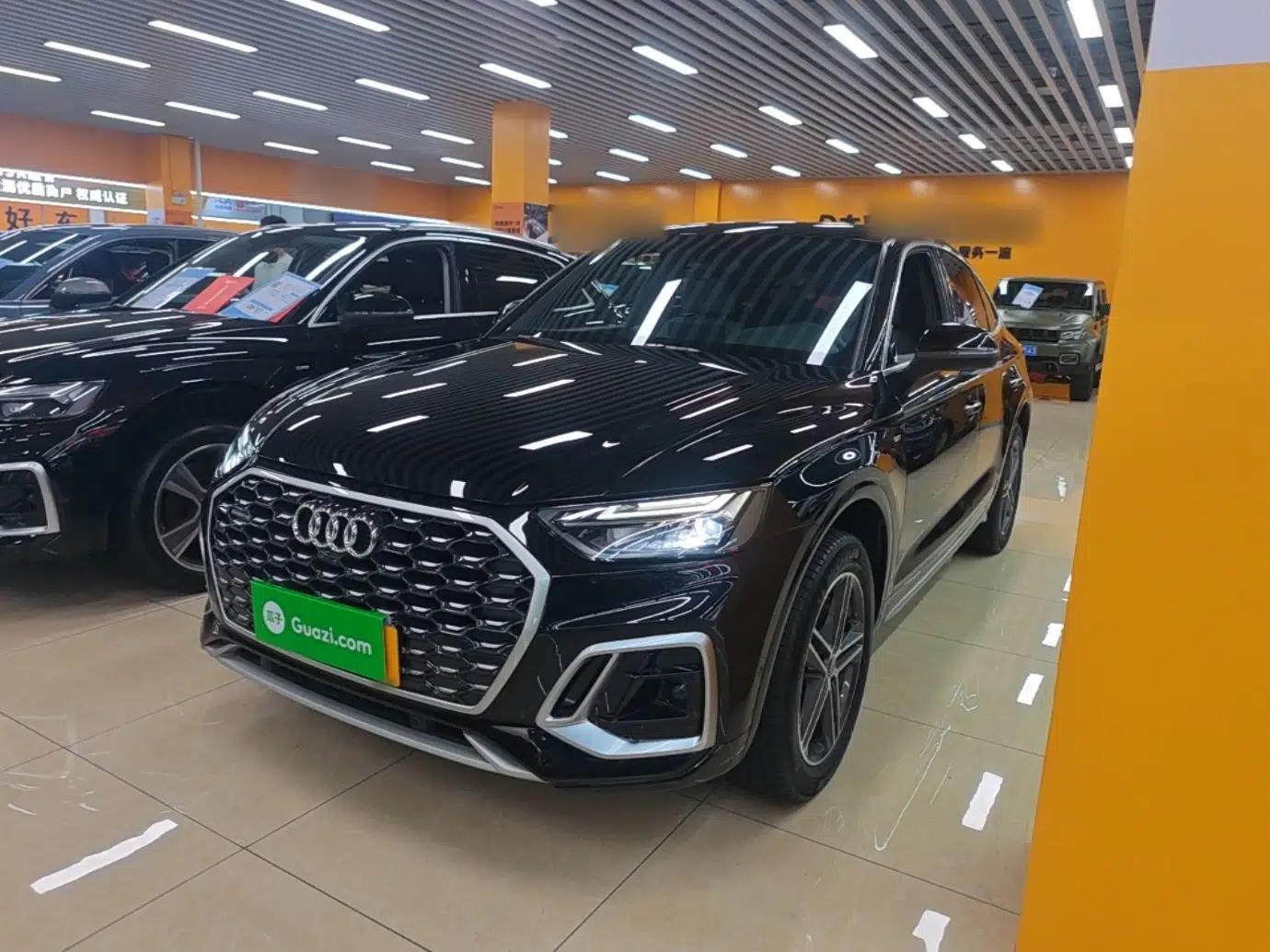 Audi Q5L Sportback 2022 40 TFSI Fashion Model — миниатюра 1