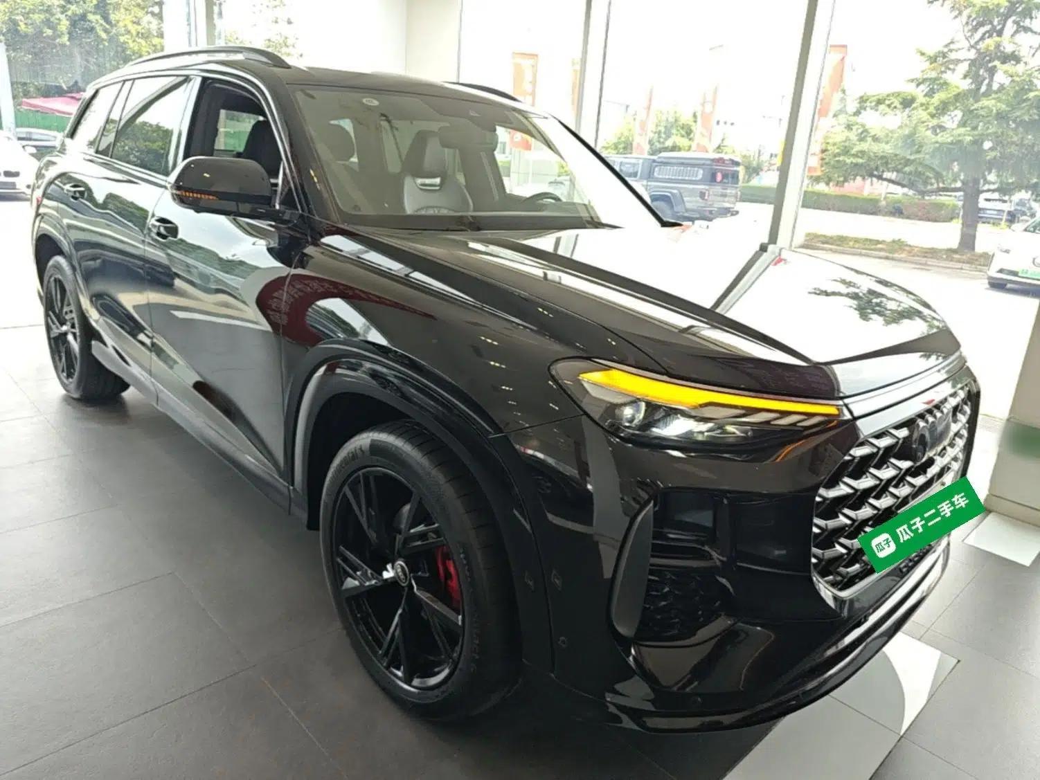 Audi Q6 2024 45 TFSI quattro Black Warrior Edition 6 Seats — миниатюра 3