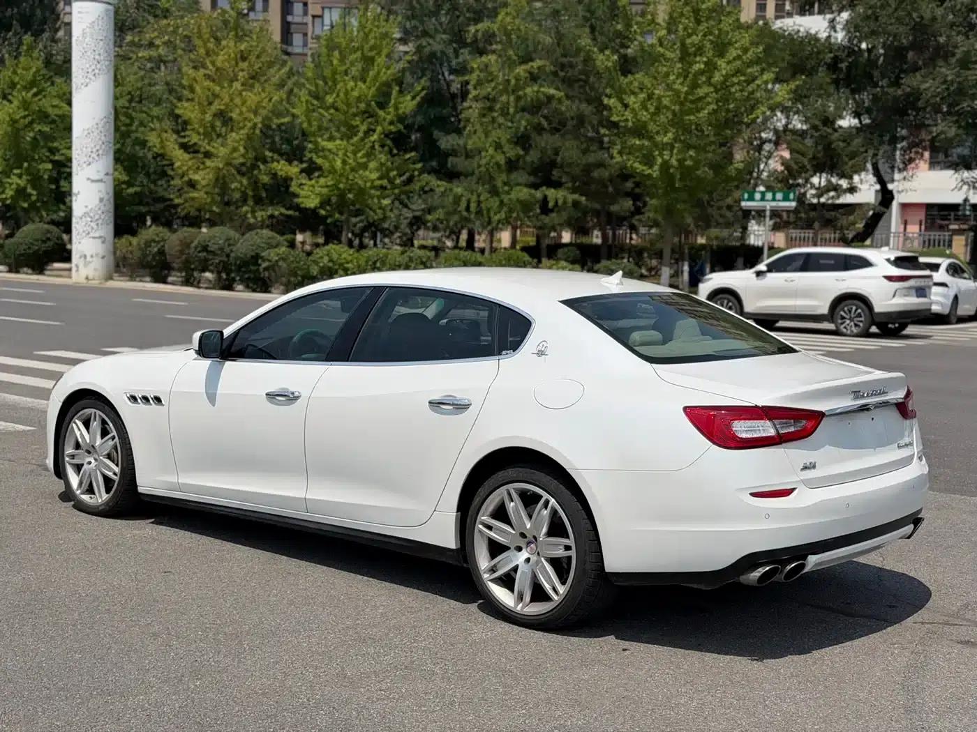 2015 Quattroporte Facelift 3.0T S Q4 — миниатюра 13