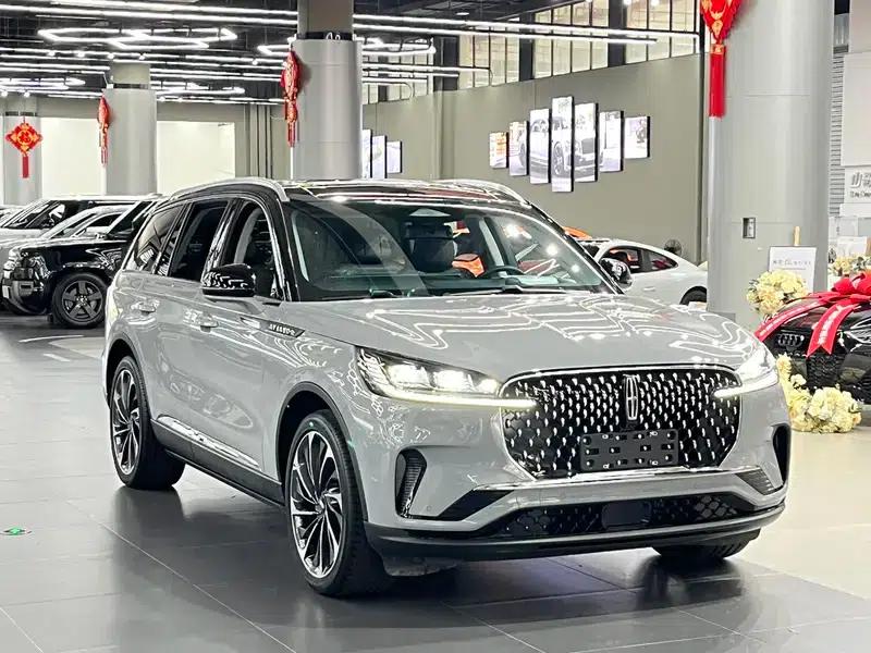 2024 Aviator 3.0T V6 AWD Luxury Edition (6-seater) — миниатюра 3