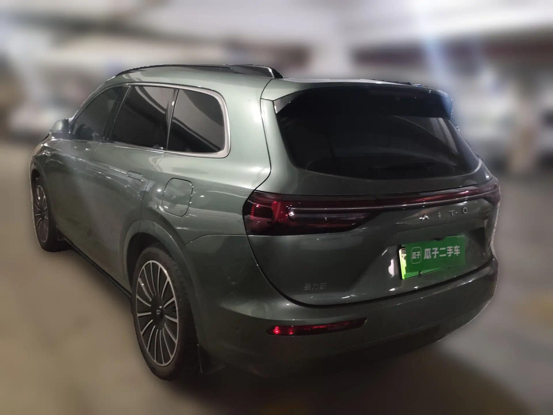 Hima AITO M7 2024 1.5T Intelligent Driving 4WD Max Edition 5 Seats — миниатюра 4