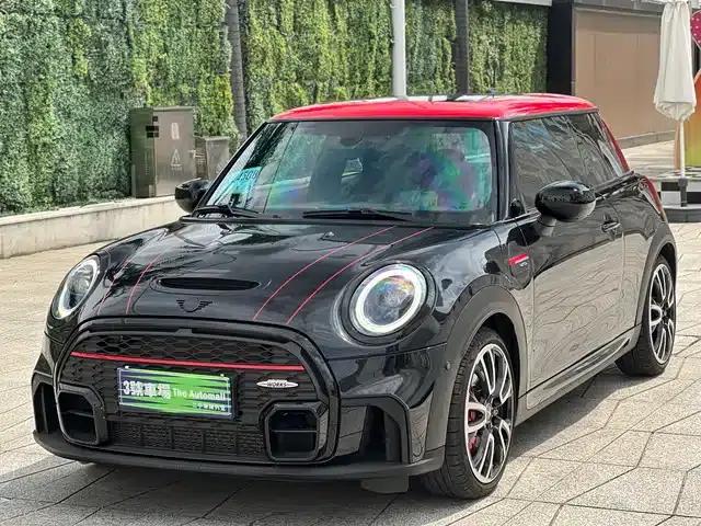 2022 MINI JCW Facelift 2.0T JOHN COOPER WORKS ALL-IN