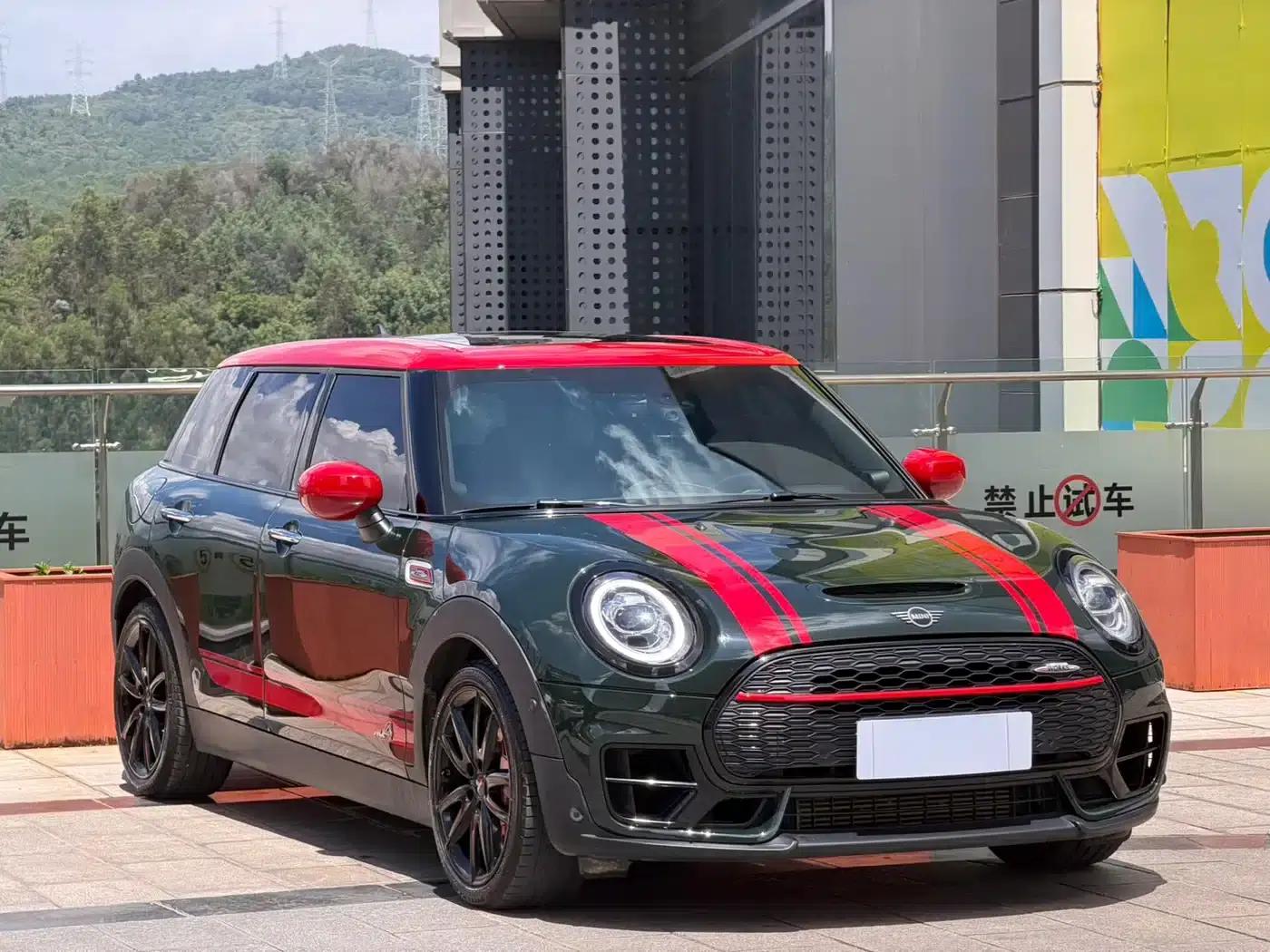 MINI JCW CLUBMAN 2021 2.0T JOHN COOPER WORKS ALL- — миниатюра 1