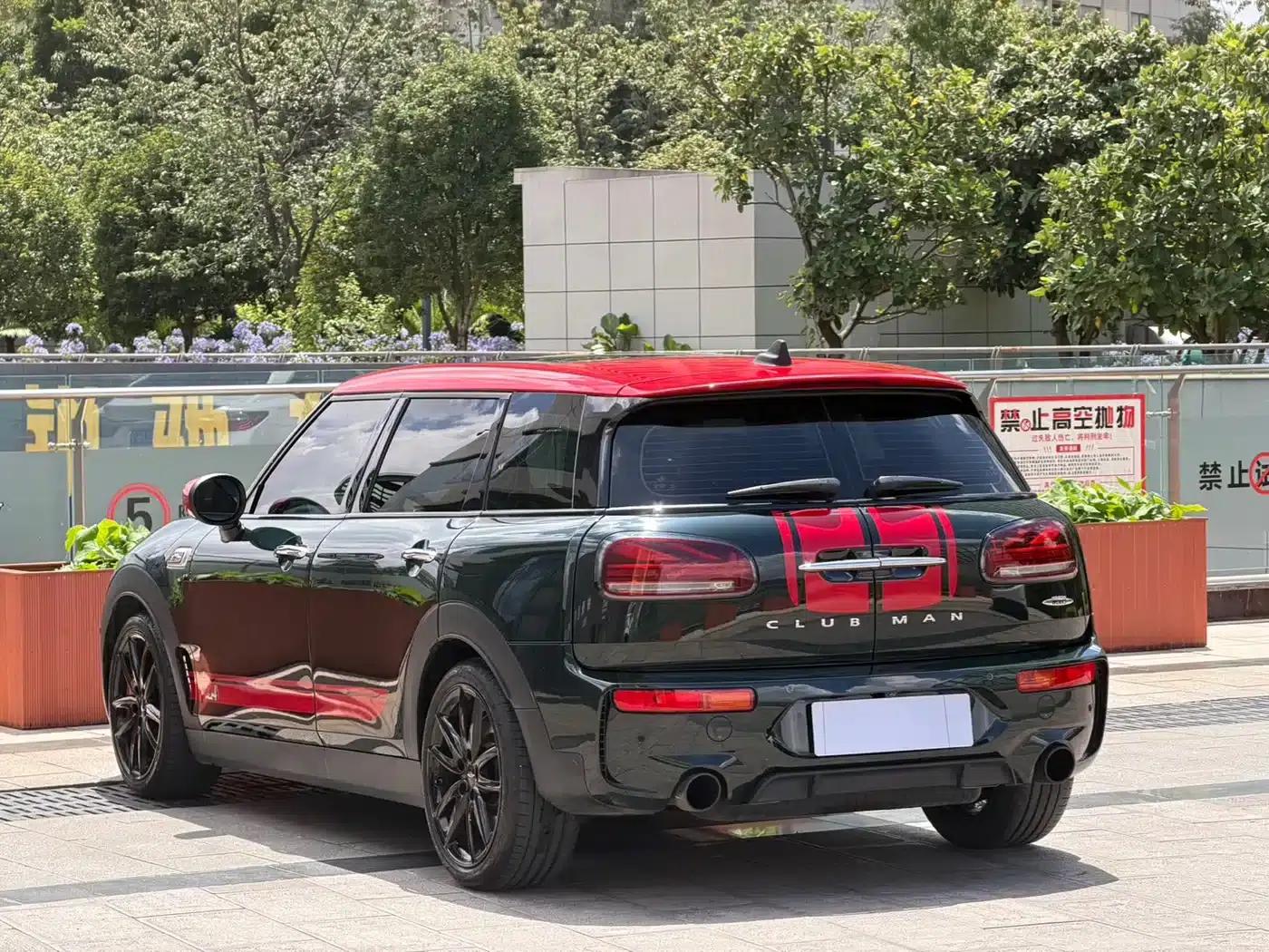 MINI JCW CLUBMAN 2021 2.0T JOHN COOPER WORKS ALL- — миниатюра 7