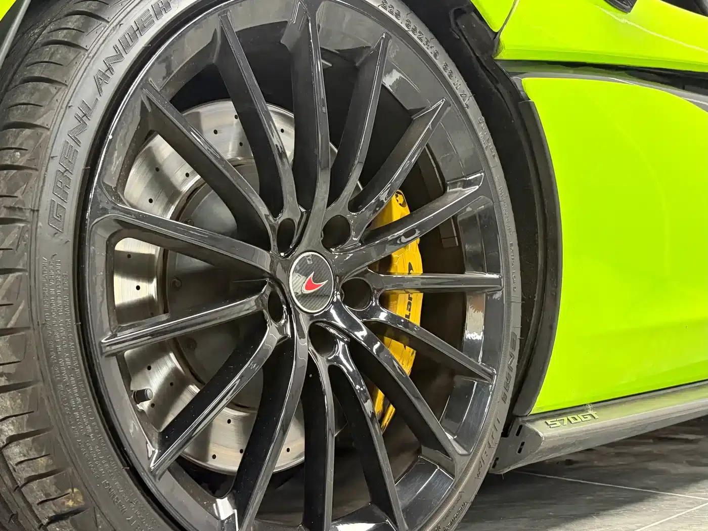 McLaren 570 2015 570S 3.8T Coupe — миниатюра 25