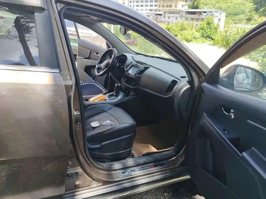 2015 Kia Sportage 2.0L Automatic 2WD Premium — миниатюра 22