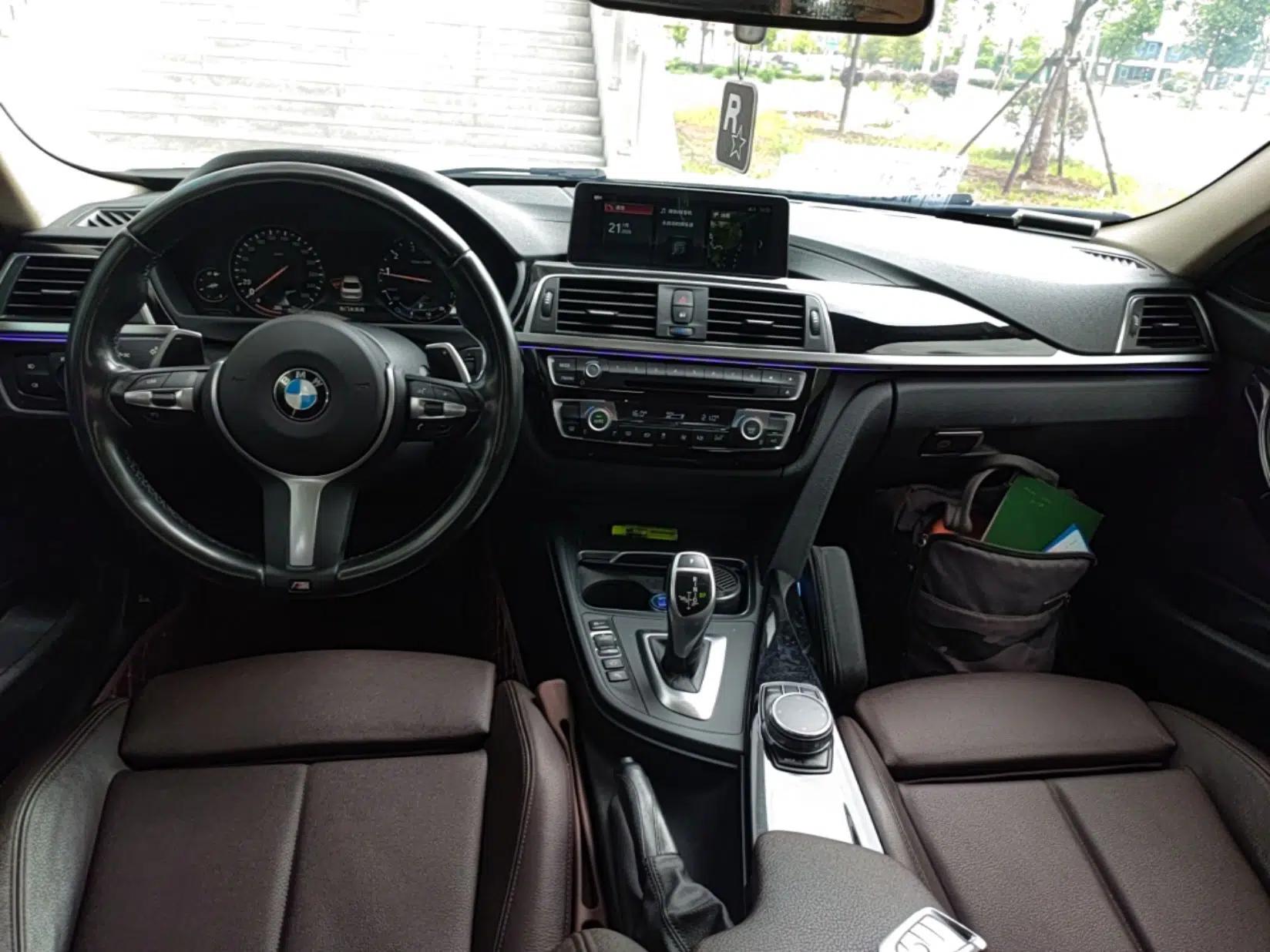BMW 3 Series 2018 320Li Leading Model M Sport Package — миниатюра 17