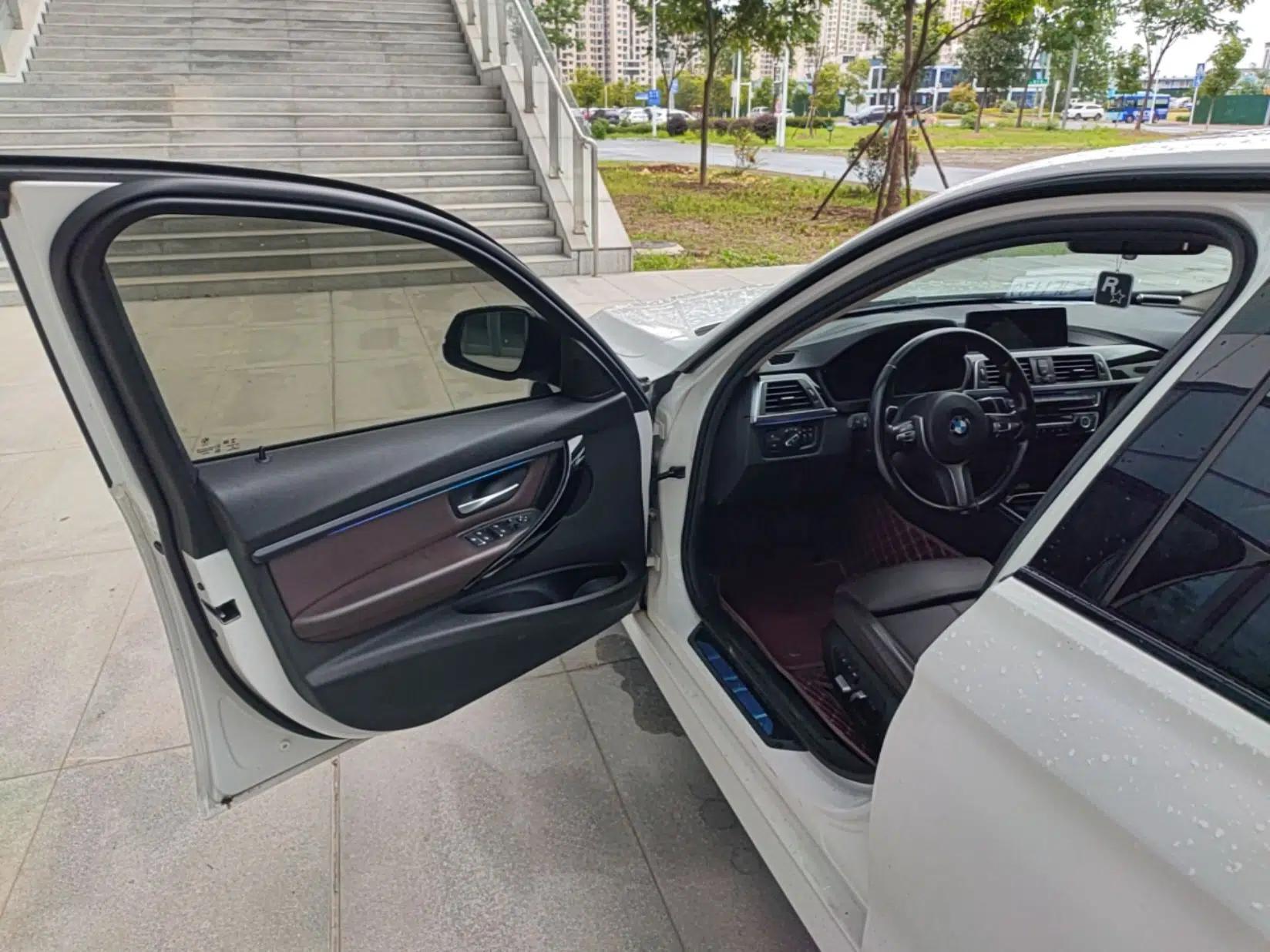 BMW 3 Series 2018 320Li Leading Model M Sport Package — миниатюра 23