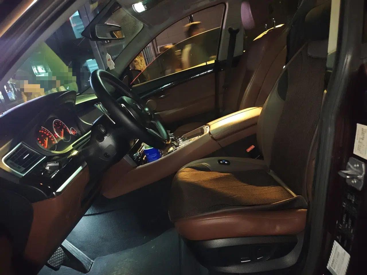BMW 5 Series GT 2013 535i Elegant Edition — миниатюра 15
