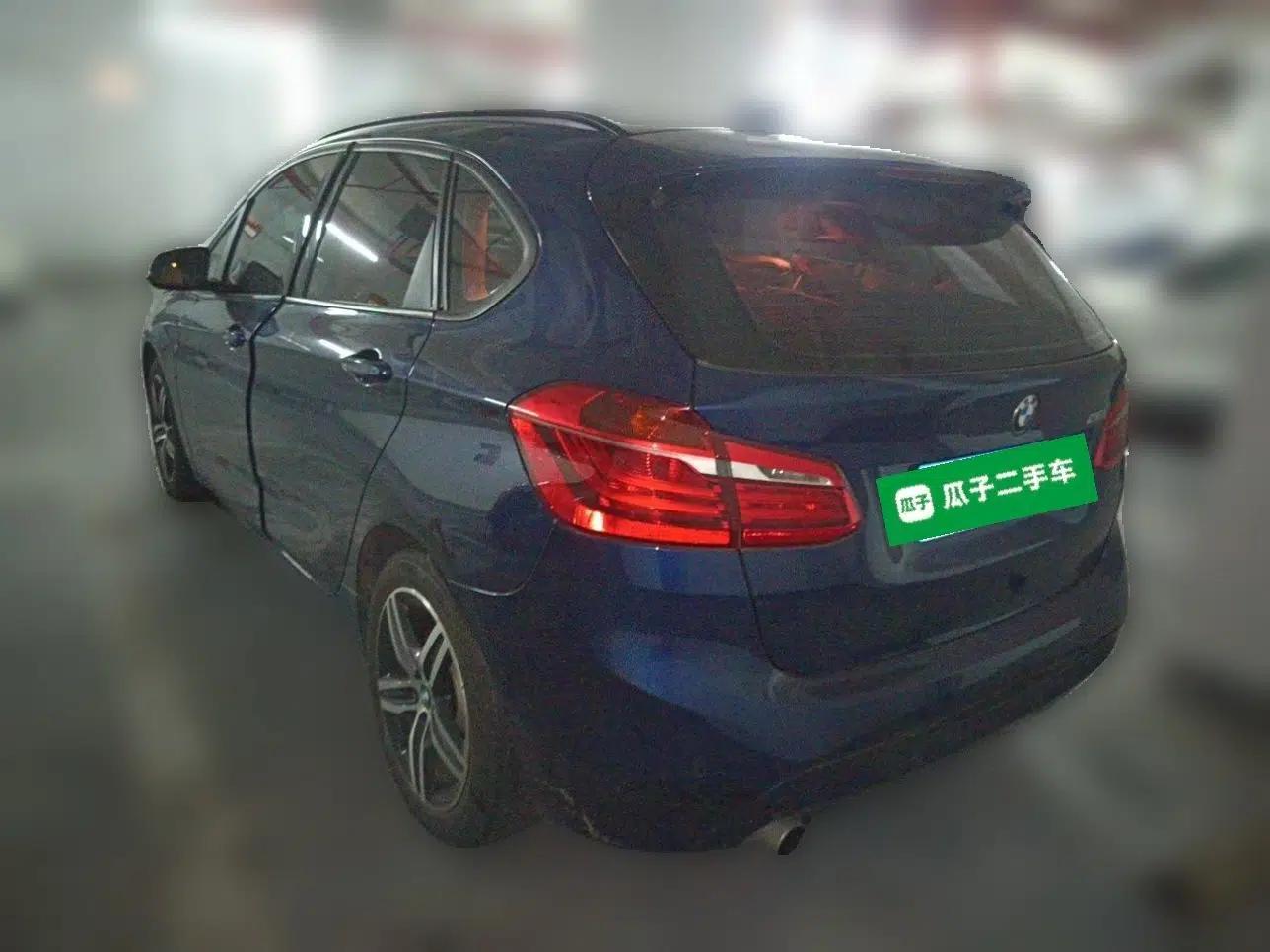 BMW 2 Series Active Tourer 2016 218i Sports Design Package — миниатюра 4