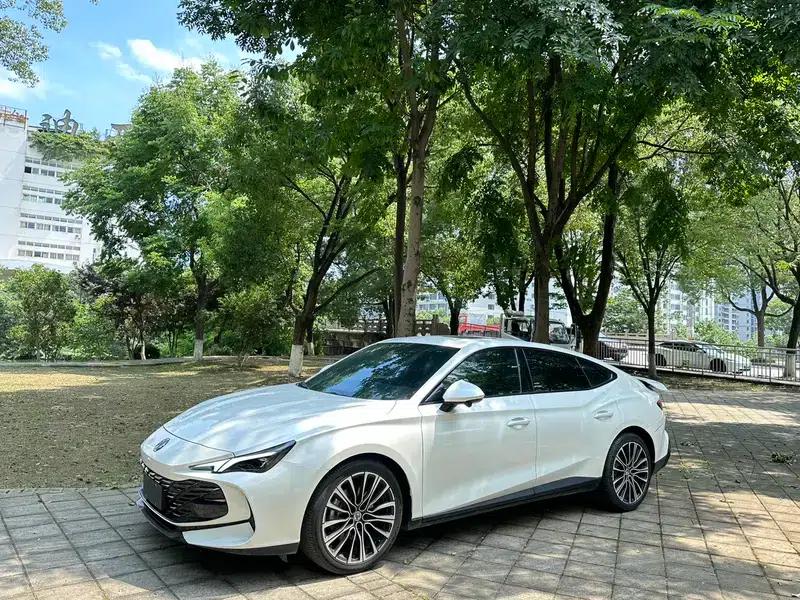 MG7 2023 2.0T Automatic Beauty Edition — миниатюра 1