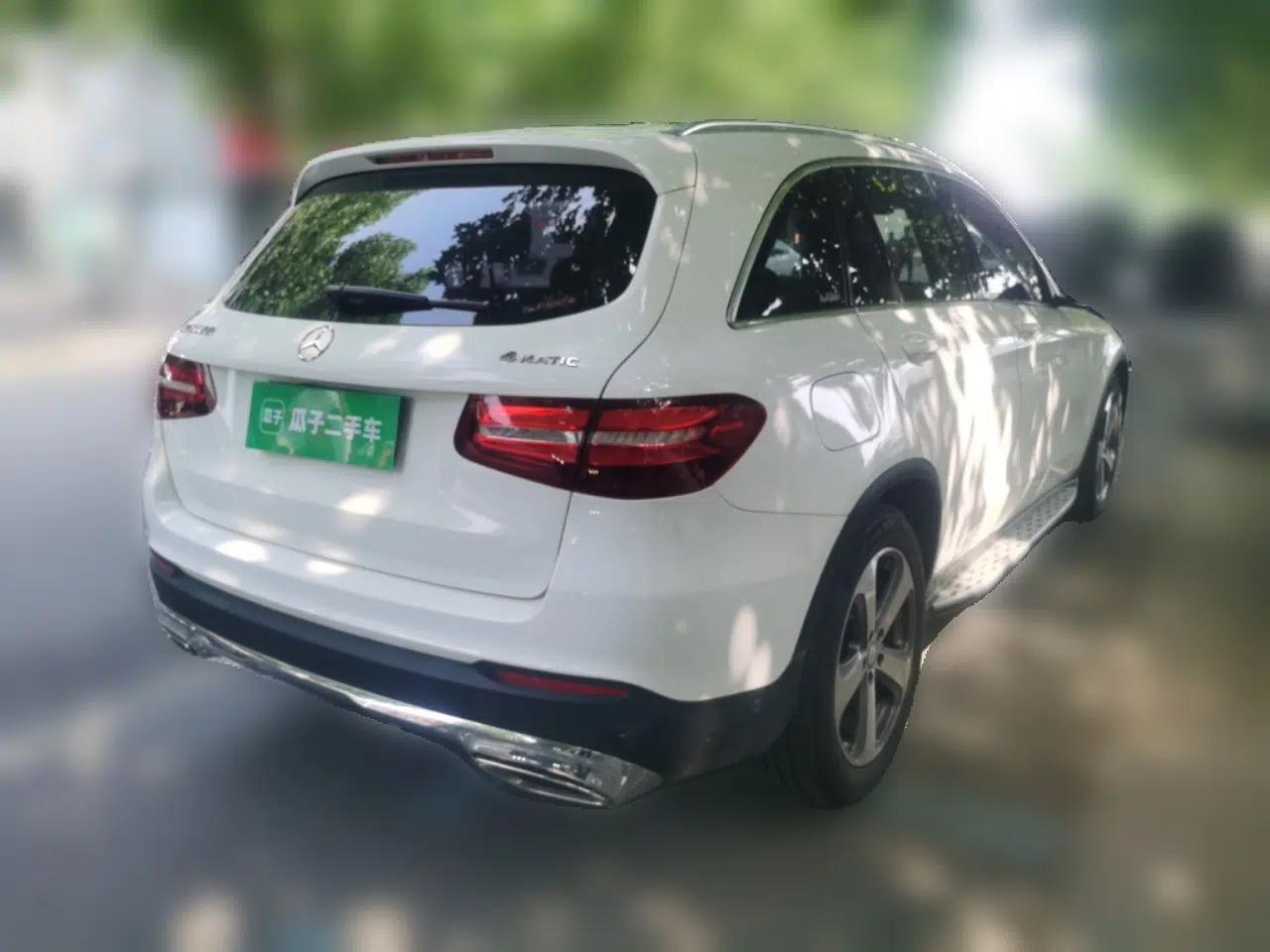 Mercedes-Benz GLC 2016 GLC 260 4MATIC Luxury Model — миниатюра 6