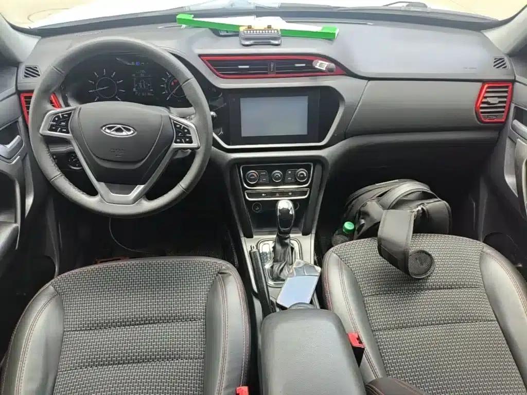 Chery Tiggo 3 2016 1.6L CVT Smart Edition — миниатюра 10
