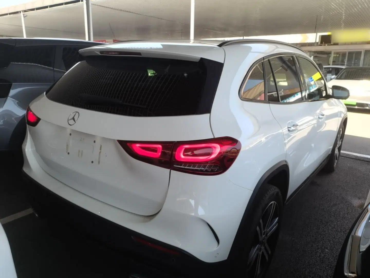 Mercedes-Benz GLA 2020 GLA 200 4MATIC — миниатюра 6