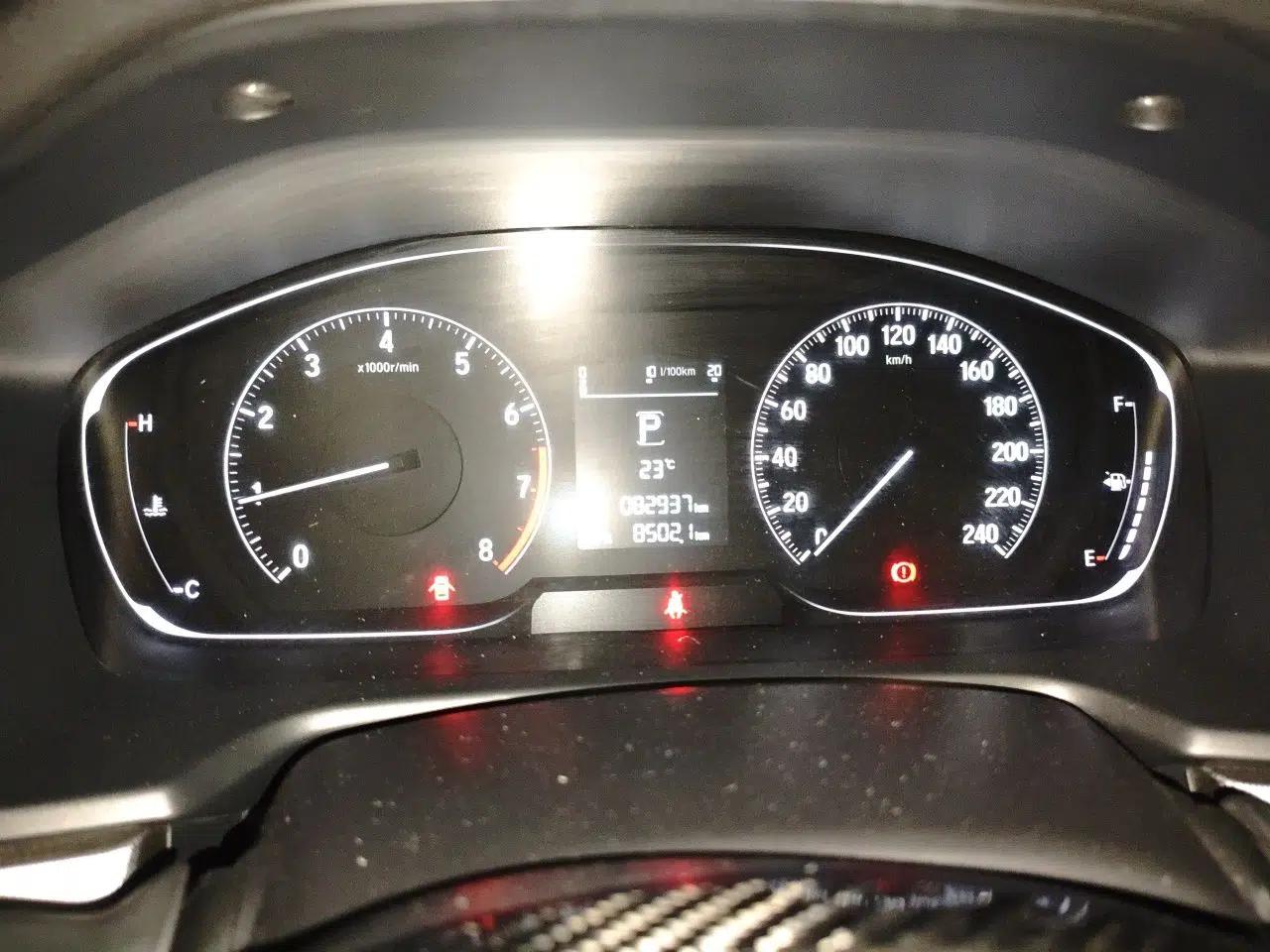 Honda Accord 2018 260TURBO Elite Edition China V — миниатюра 11
