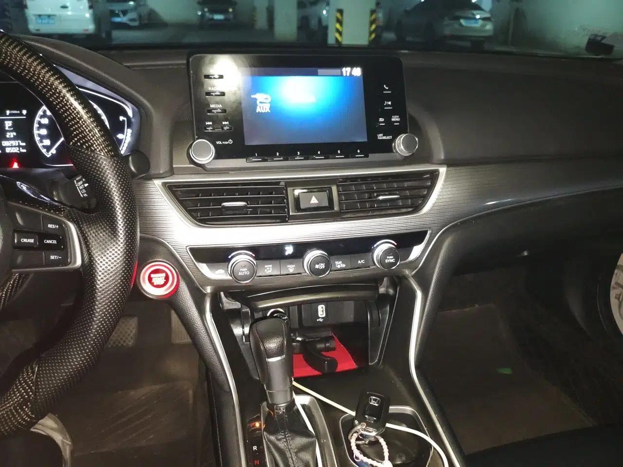 Honda Accord 2018 260TURBO Elite Edition China V — миниатюра 13