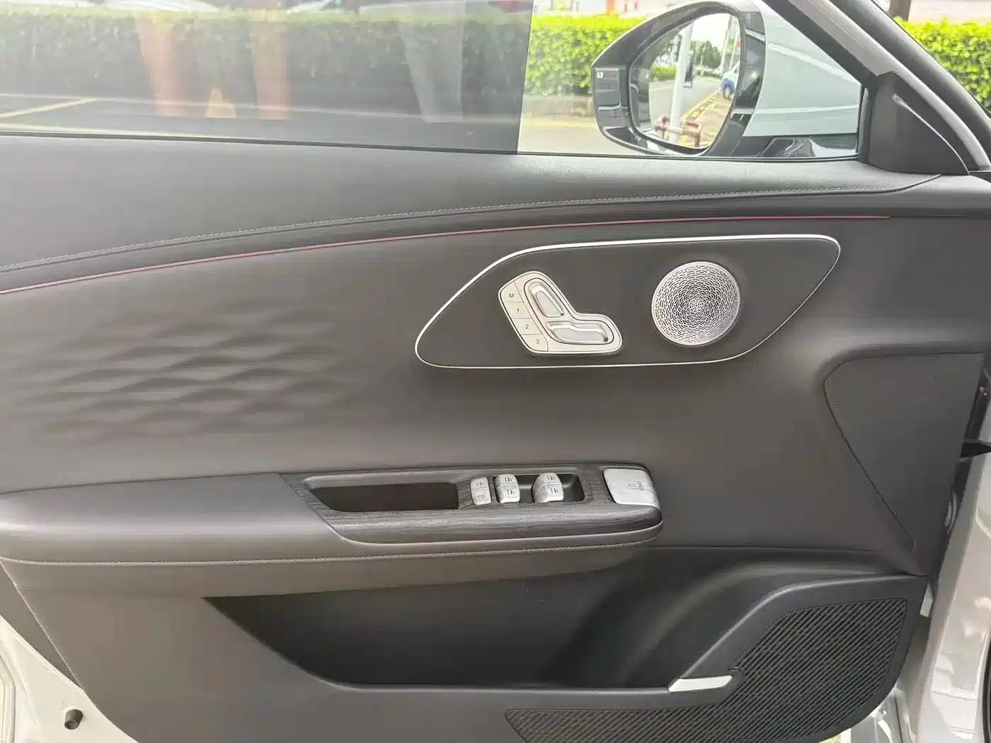 Fengyun A8L 2025 1.5TGDI 145km Luxury Edition — миниатюра 16