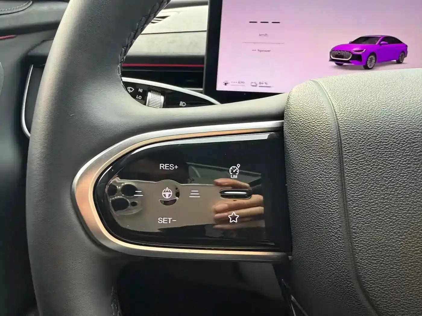 Fengyun A8L 2025 1.5TGDI 145km Luxury Edition — миниатюра 23